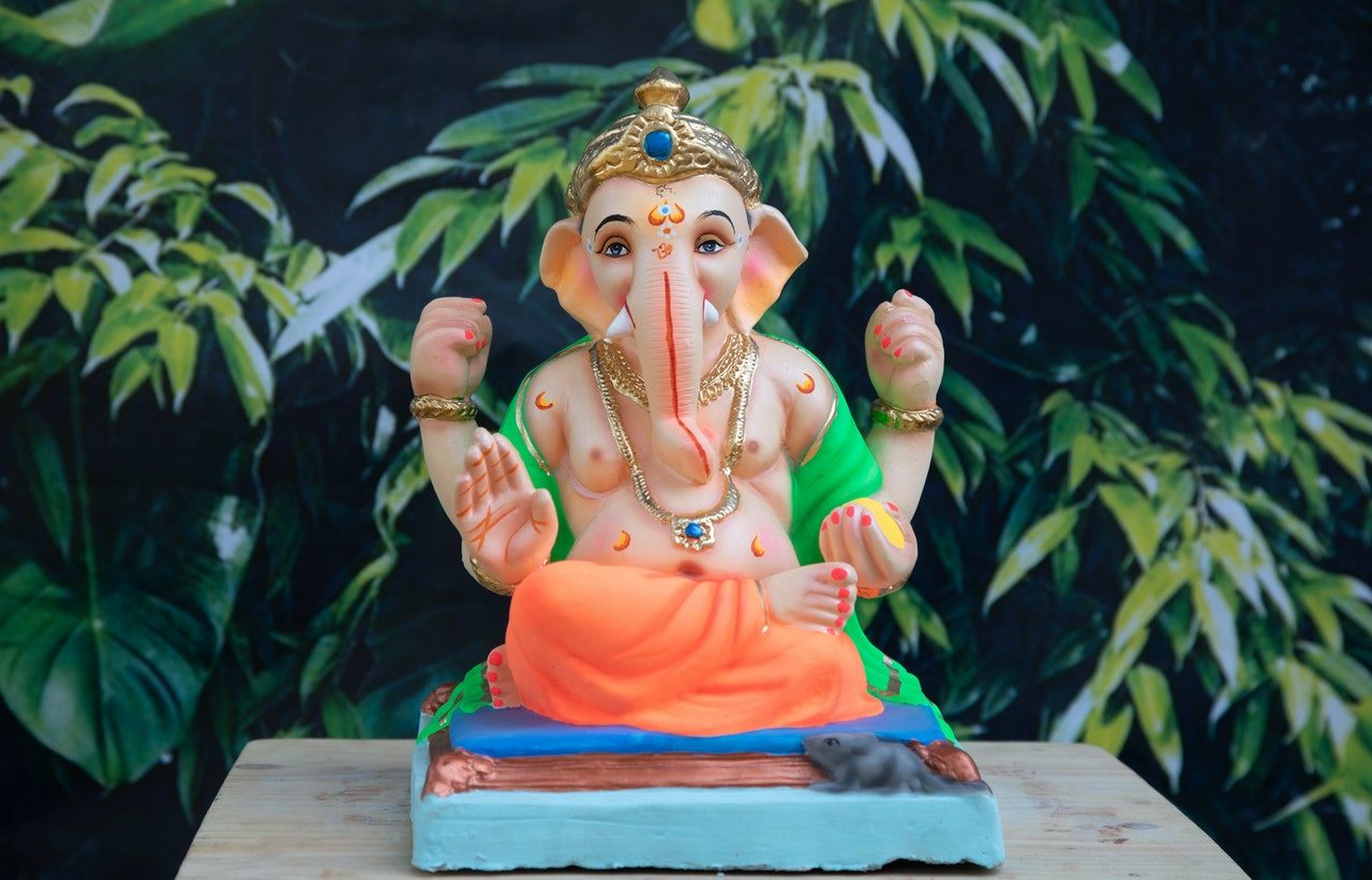 Comment bien choisir son tableau déco Ganesh ?